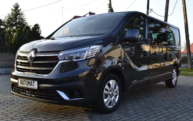 Renault Trafic cena 113900 przebieg: 134530, rok produkcji 2022 z Warta